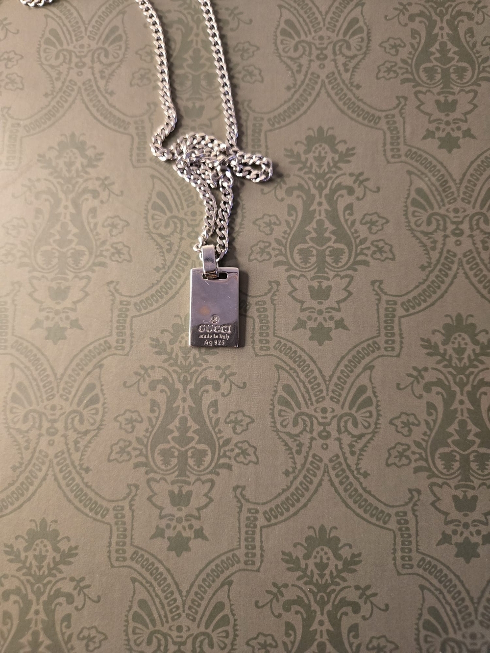 Gucci Silver-Tone Pendant Necklace in 925 Sterling Silver - Picture 3 of 6